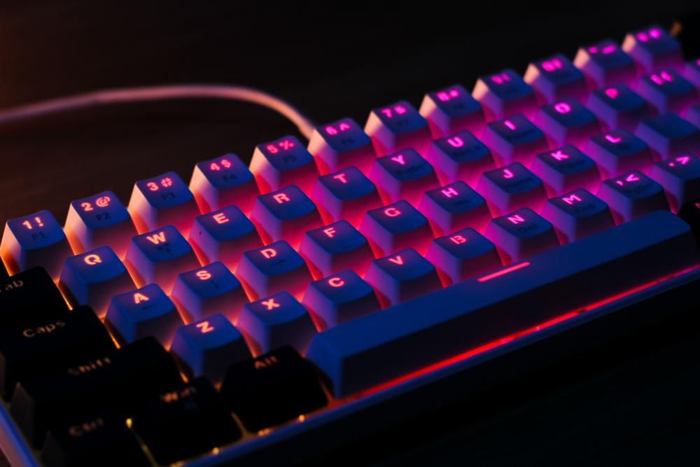 teclados RGB para gaming